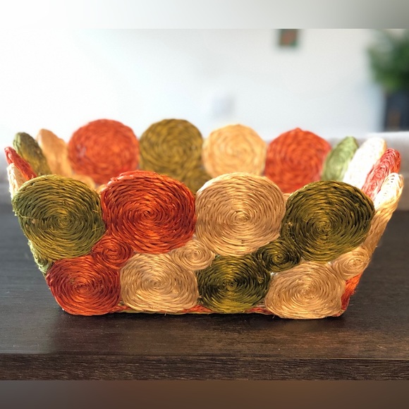 Vintage Raffia Square Bowl - Picture 6 of 7
